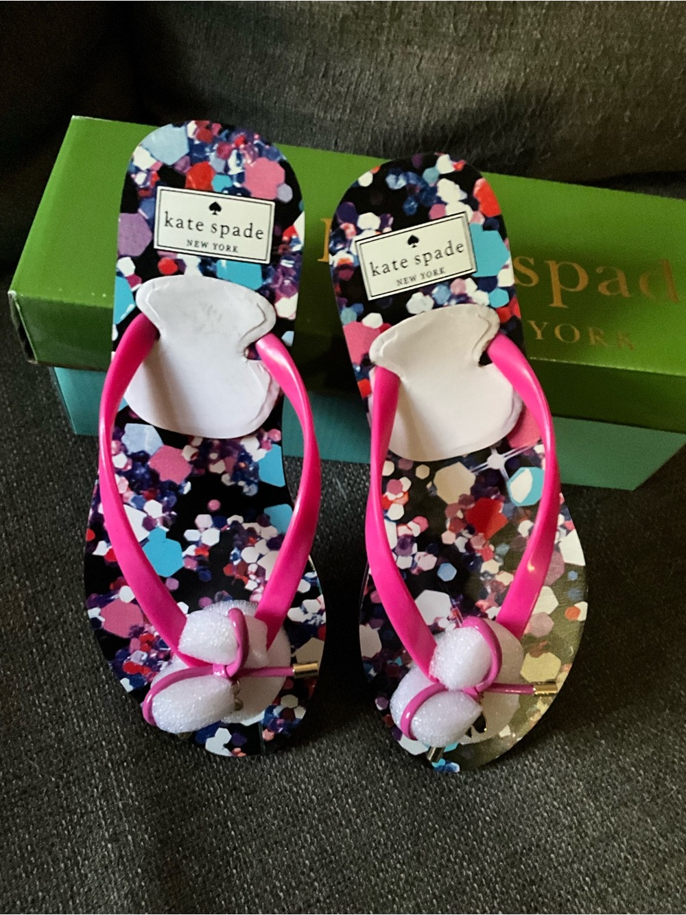 New Kate Spade Cabaret Pink Nova glitter print sandals 8 bow, charm